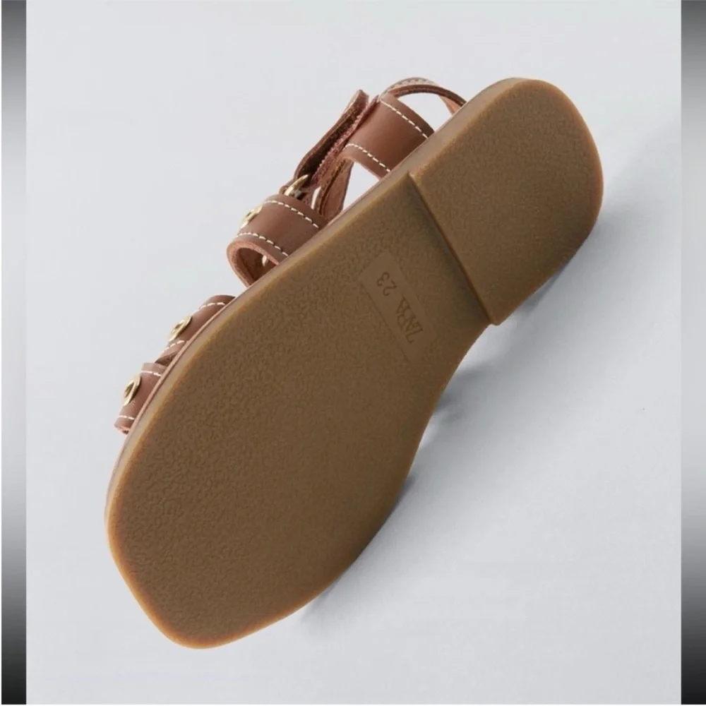 Zara Kids, Brown, STUDDED SANDALS, 6½ (5.3 inches)